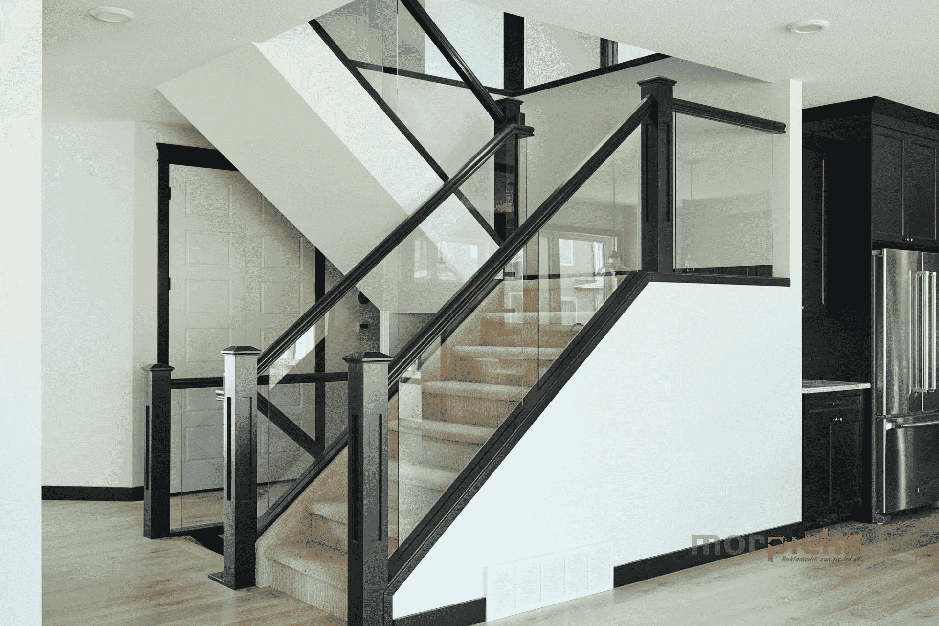 Bina pleksiglas çözümleri